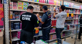 Força-tarefa apreende toneladas de sabão em pó com indícios de falsificação